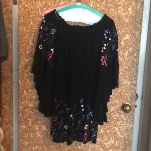 Umgee Embroidered Tunic